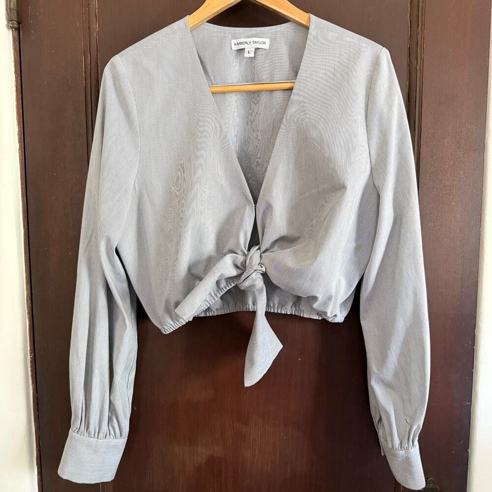 KIMBERLY TAYLOR | Black and White Stripe Tie Front Cropped Long Sleeve Top Large